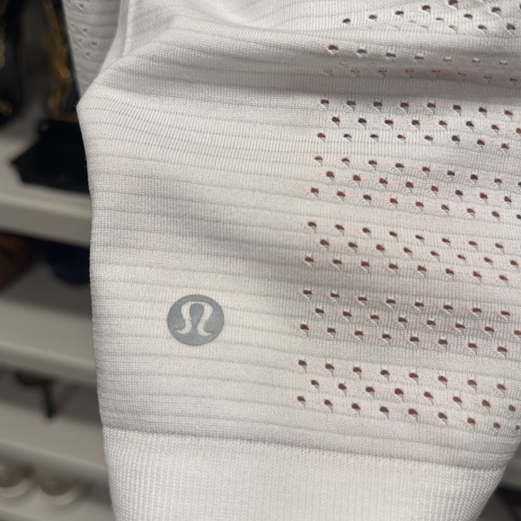 Lululemon Breeze long sleeve vented white top size 10 - Picture 9 of 9